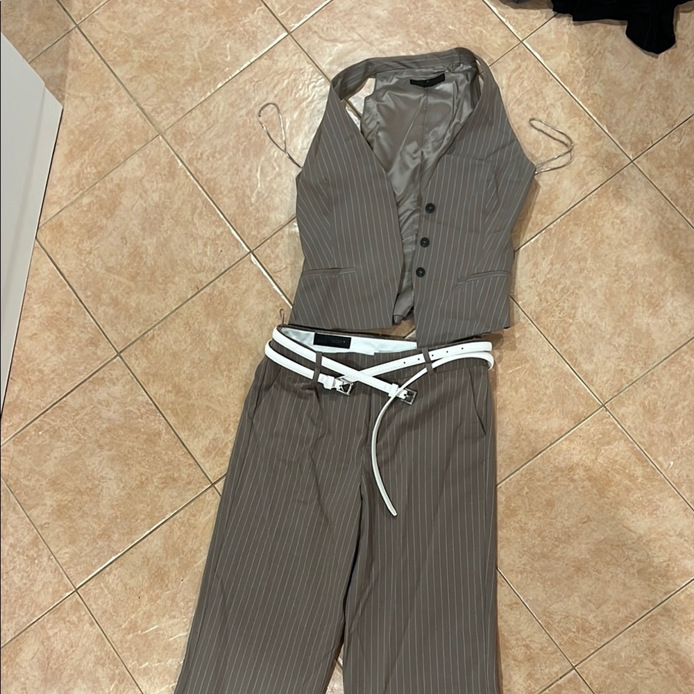 Zara Gray and White Pantsuits with Relaxed Fit